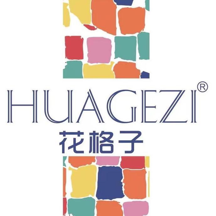 临泉花格子女装