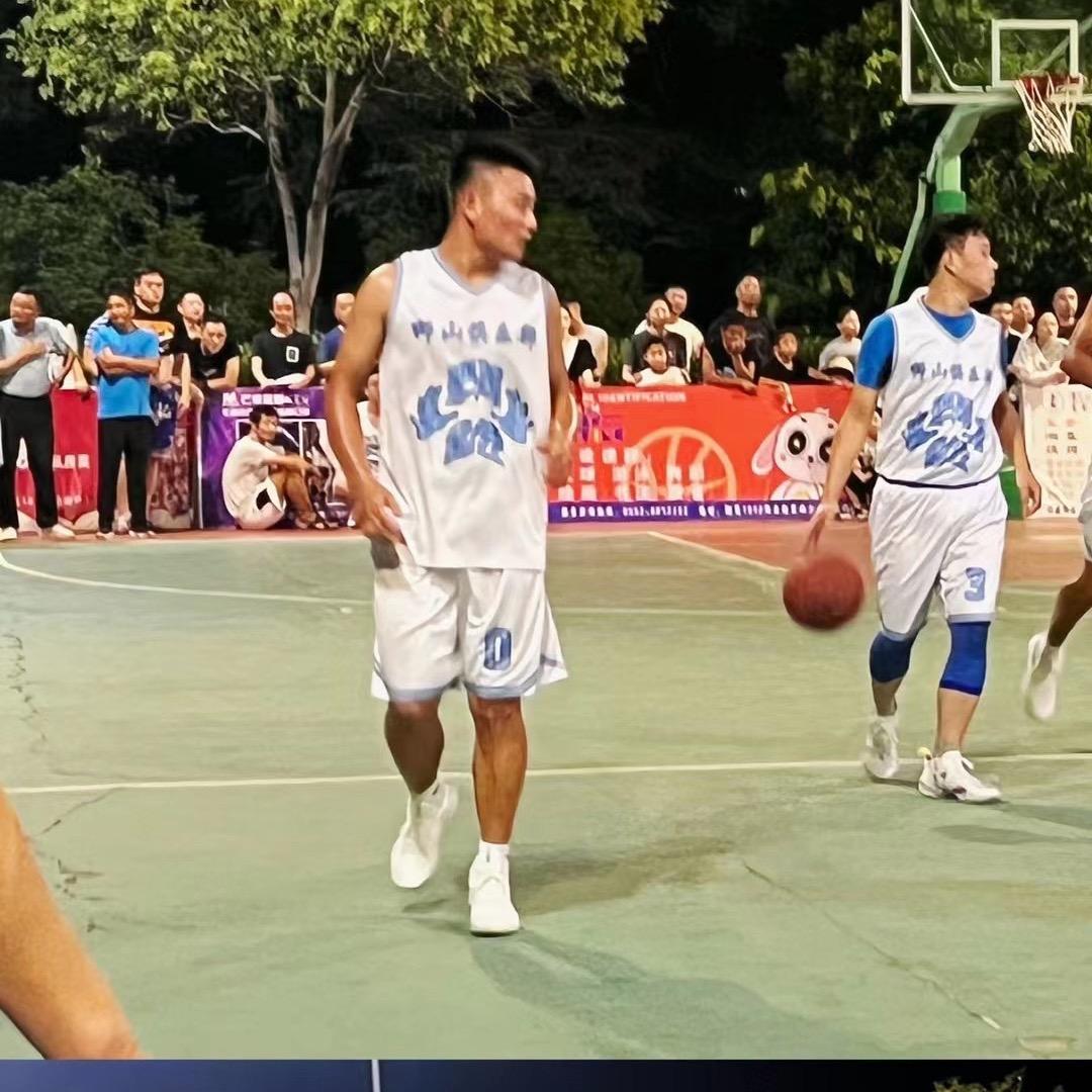 给生活比个叶✌️