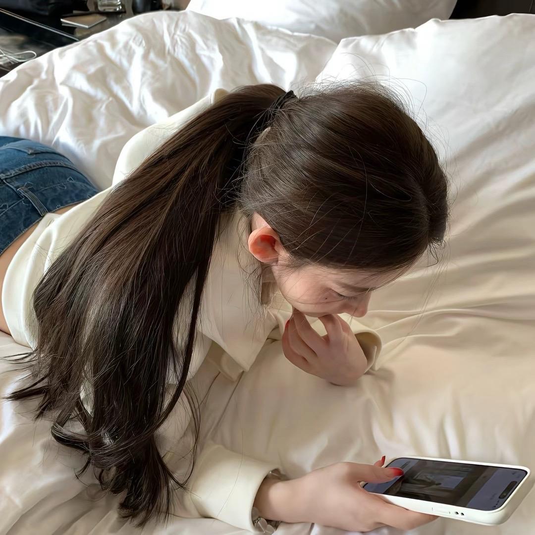 雾灯奈