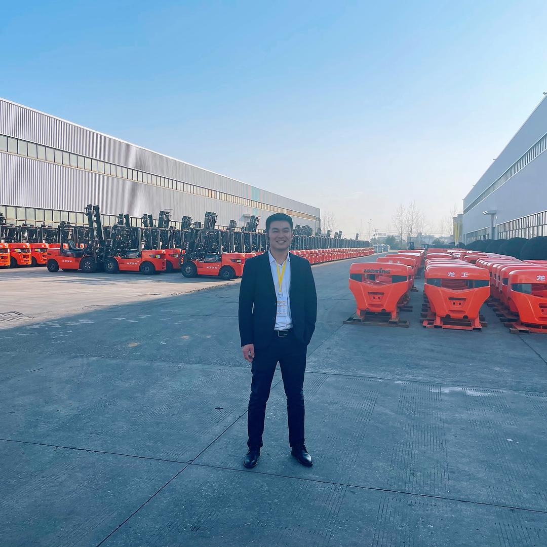 小王总二手叉车