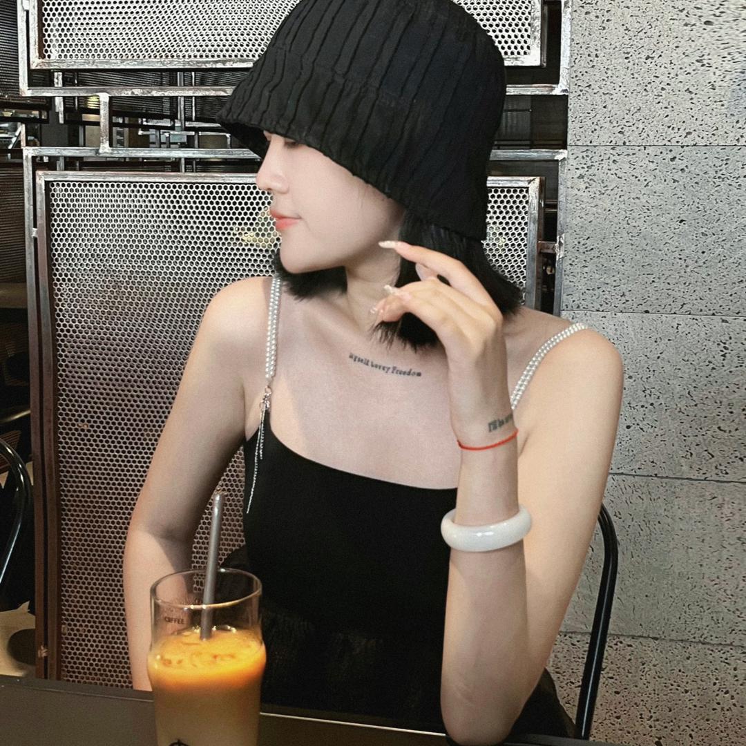 虎牙妹儿●