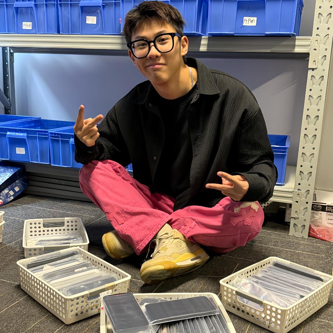 阿龙在华强北