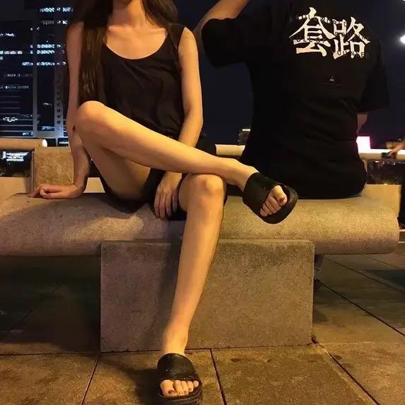隔壁邻居