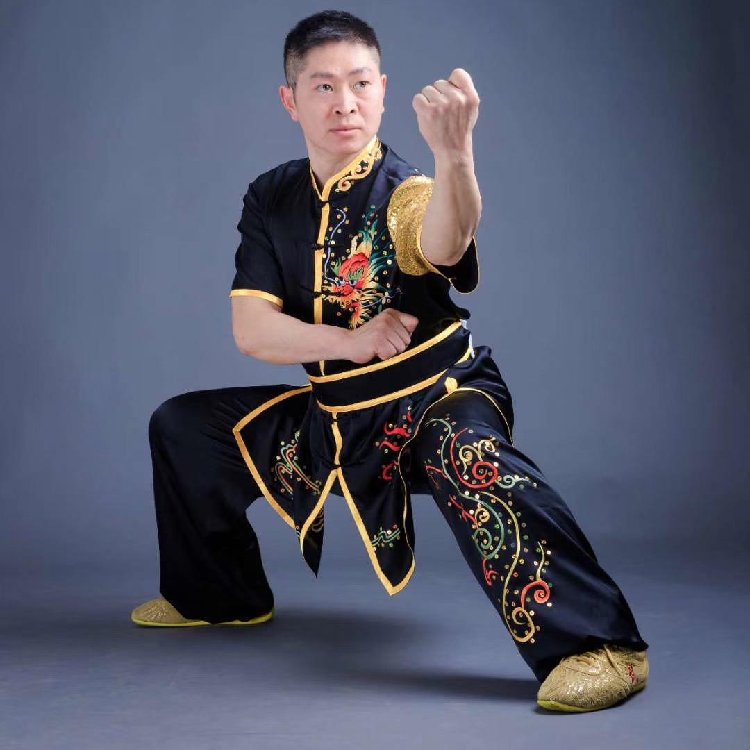 威远何三妹餐厅 德尚武术 徐教练