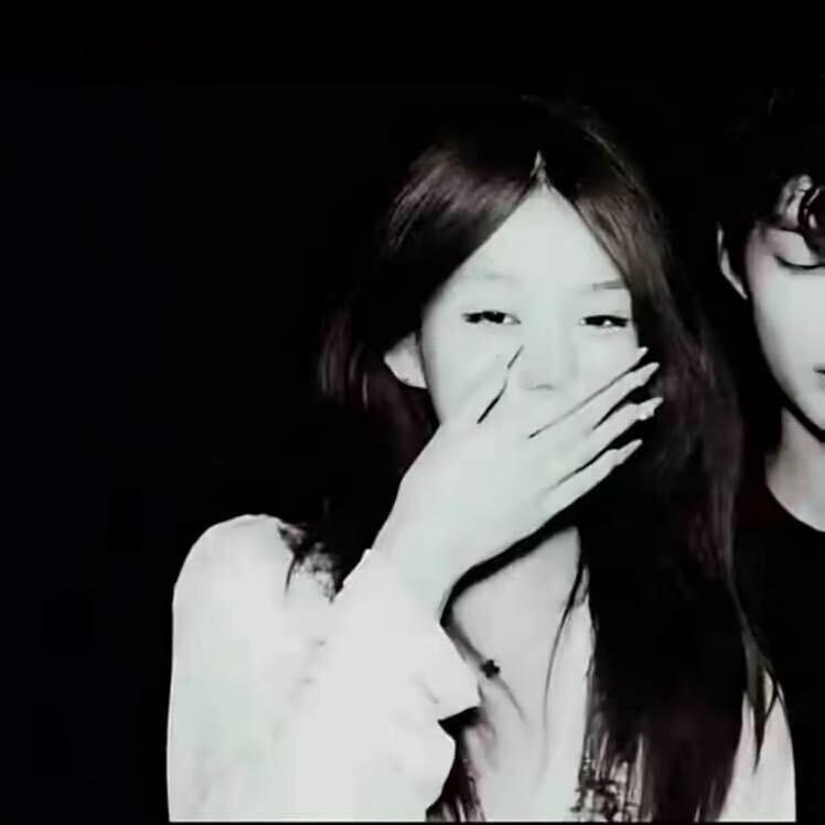 ￴ 大家好我叫金金