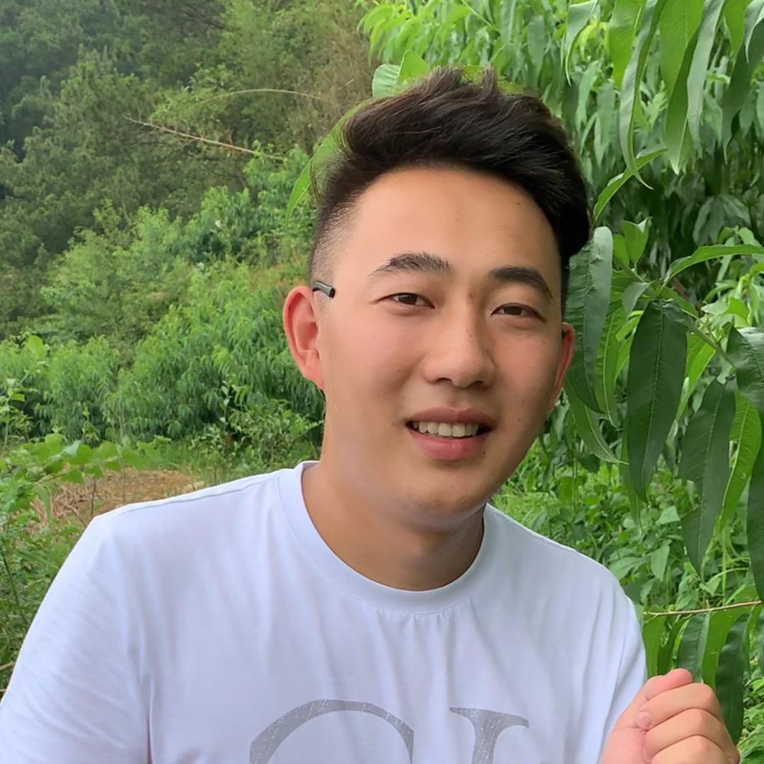 荣荣的菇事