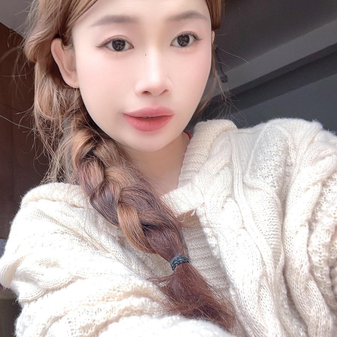 纳雍房产销售刘静静