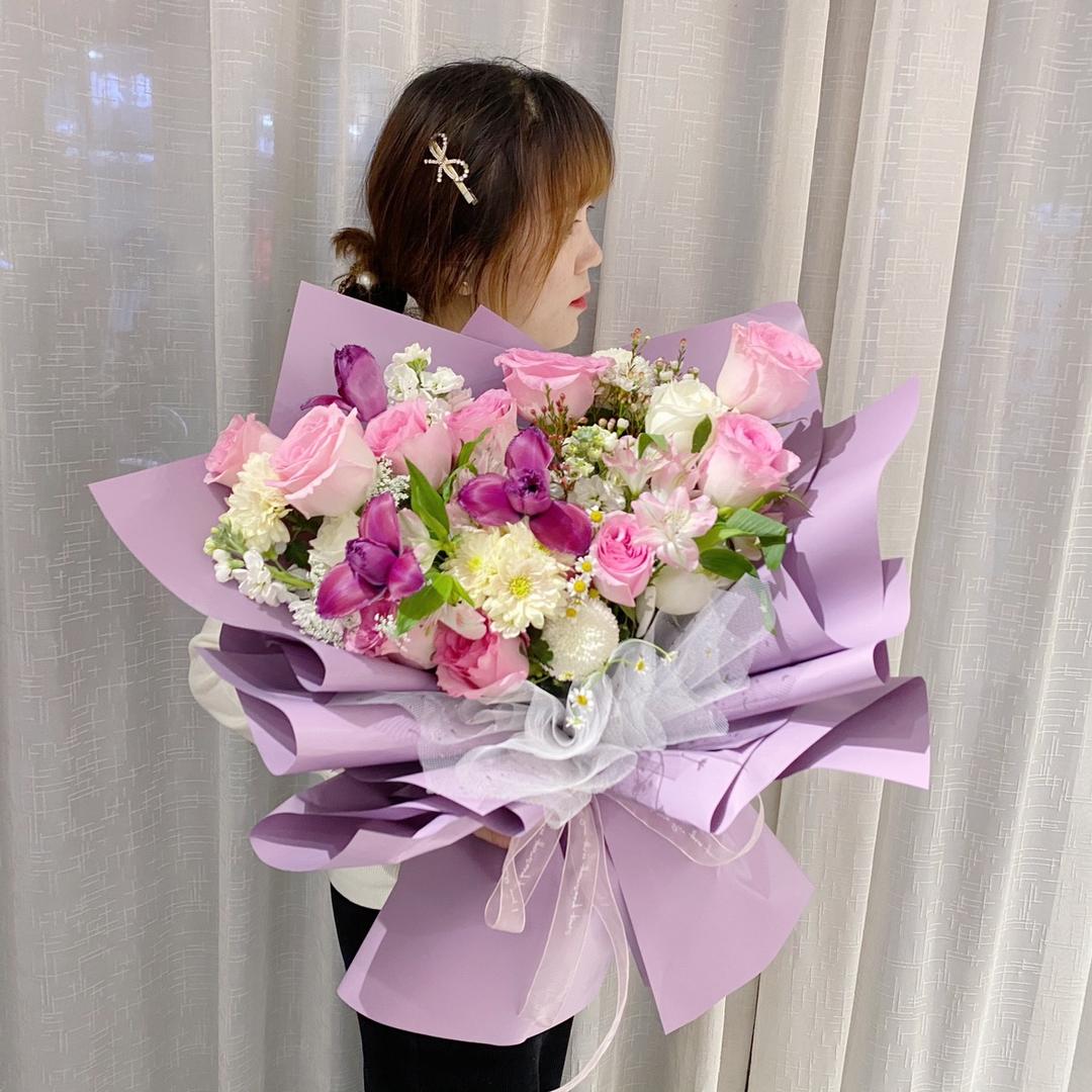 西安柒遇·花与气球工作室
