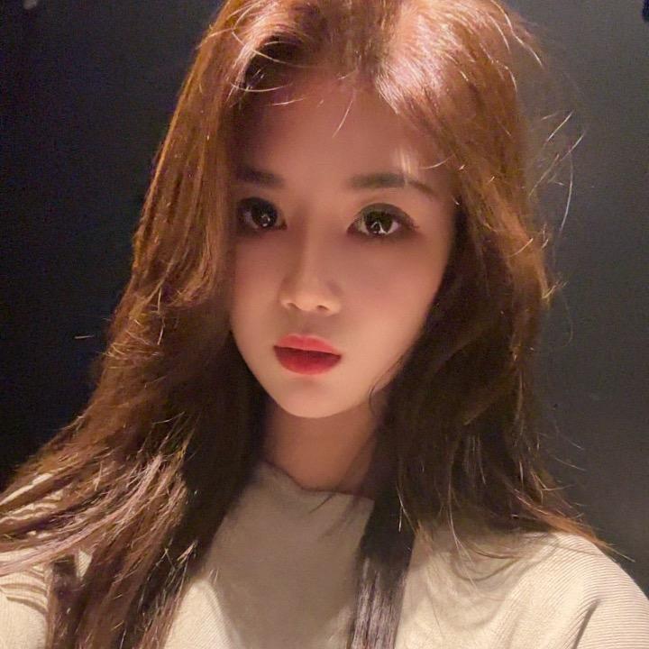 南昌滚石酒吧杨超越