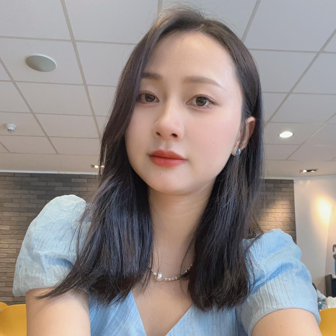 是飞飞～