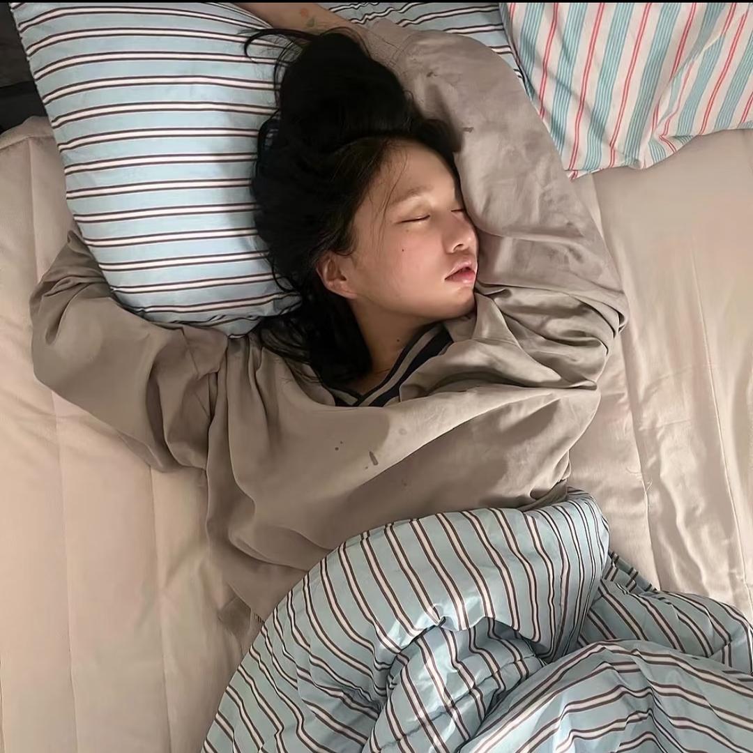 胖     球