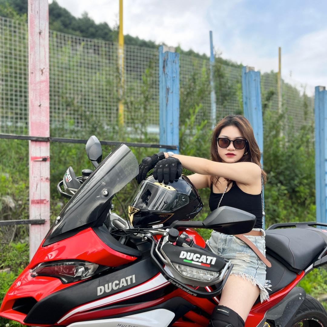 小菜卖摩托