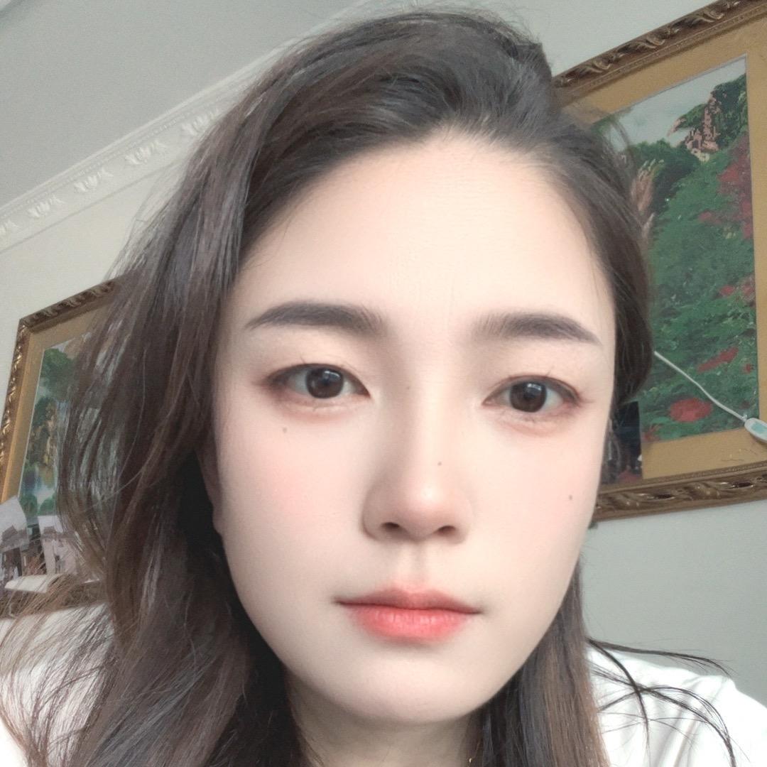 依依呀@