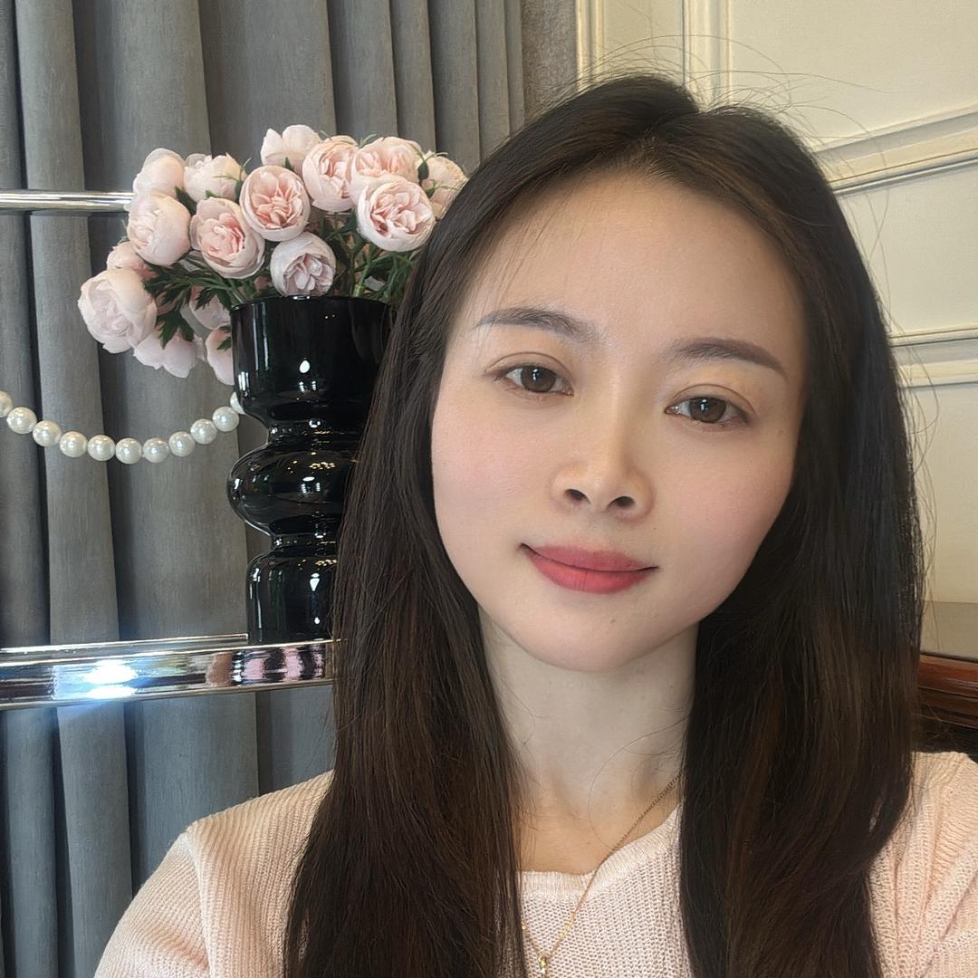 是小薇呀