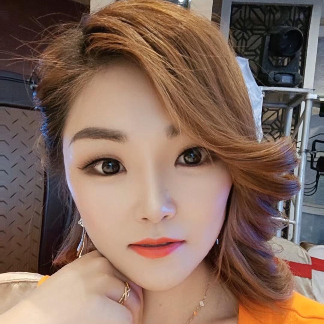 王娜麻辣烫