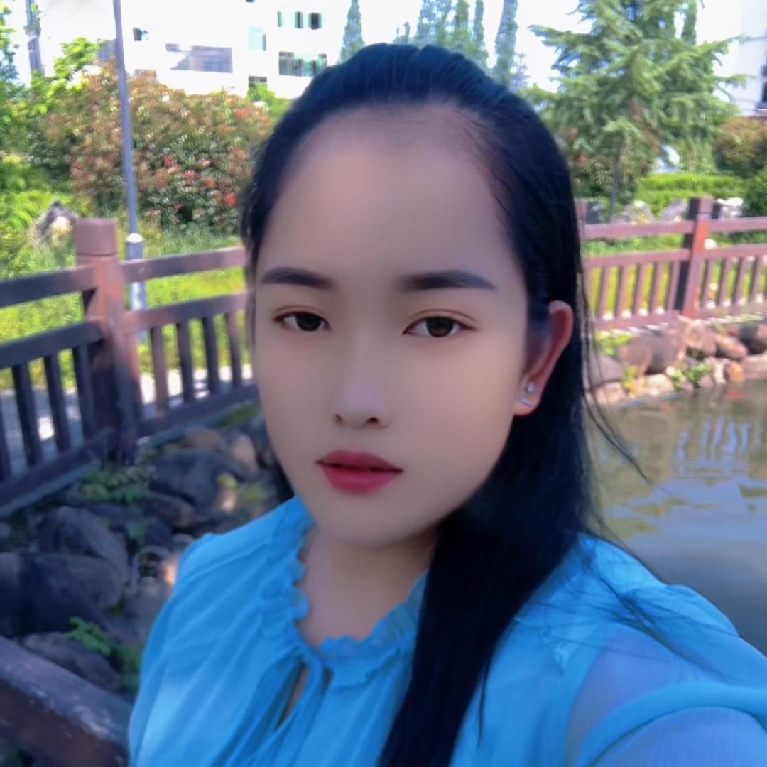 李蓉