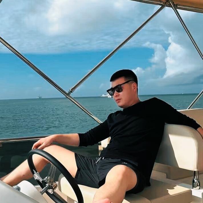 龙哥有点痞-