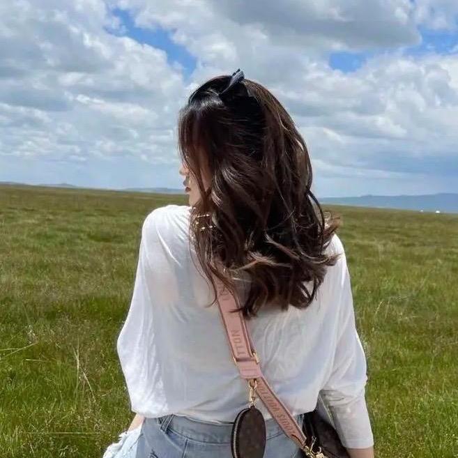 潼潼西西服饰