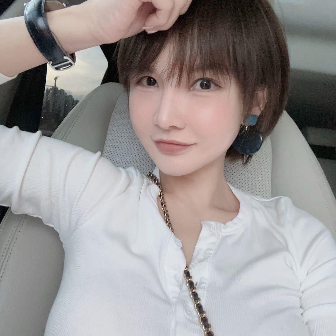 卡卡酱美业视觉