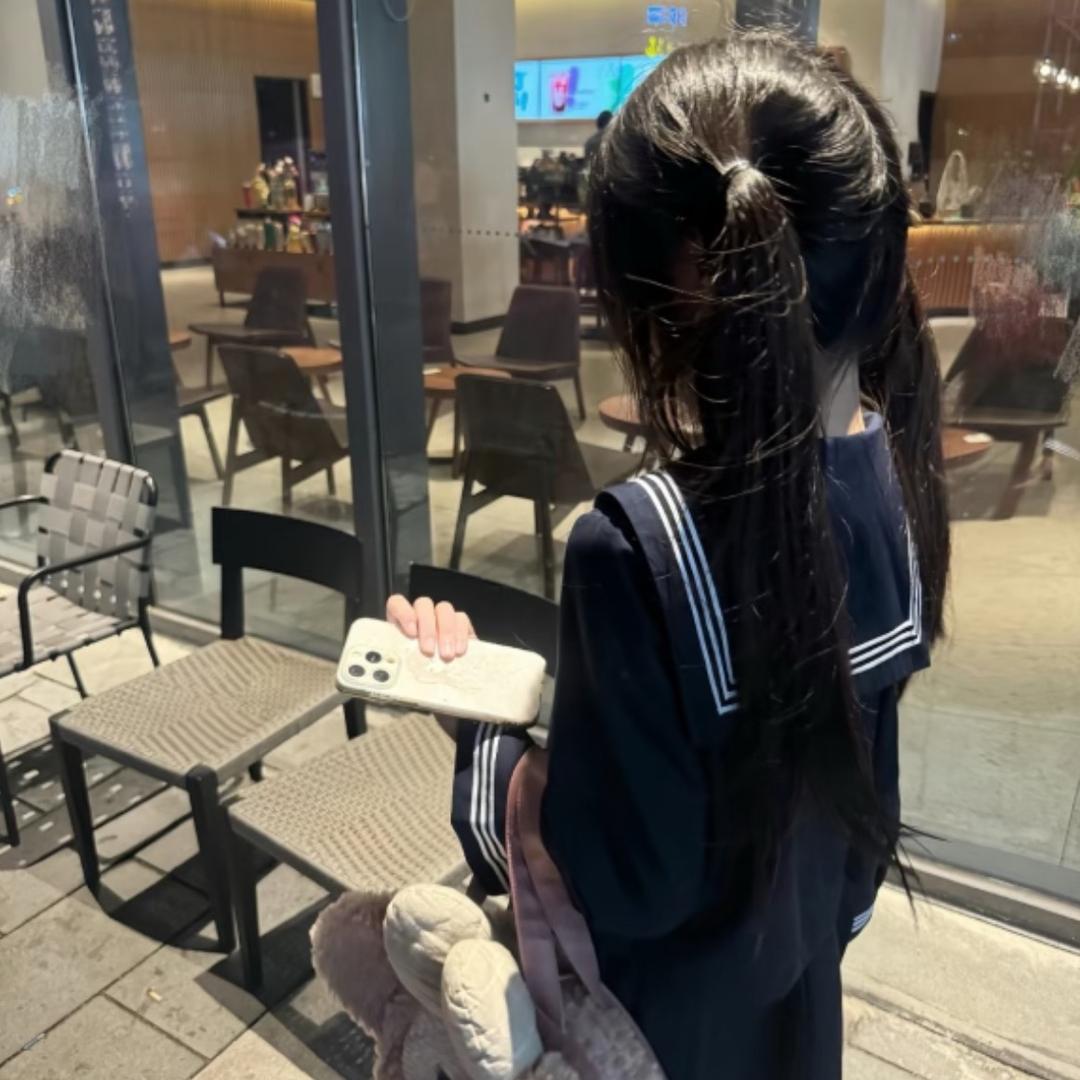 好冷