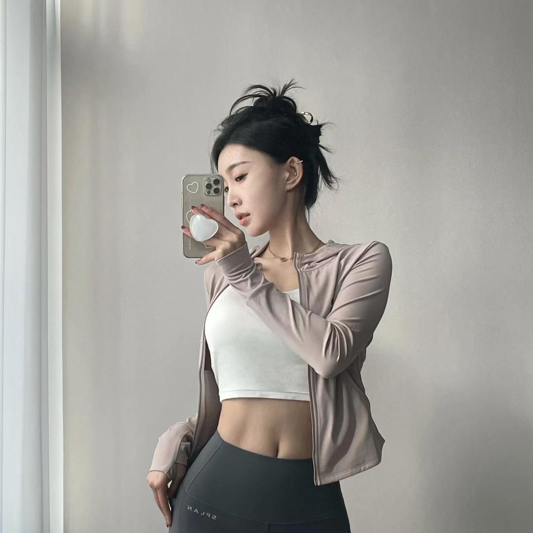 🐒🐒🐒🐒➕🐒🐒