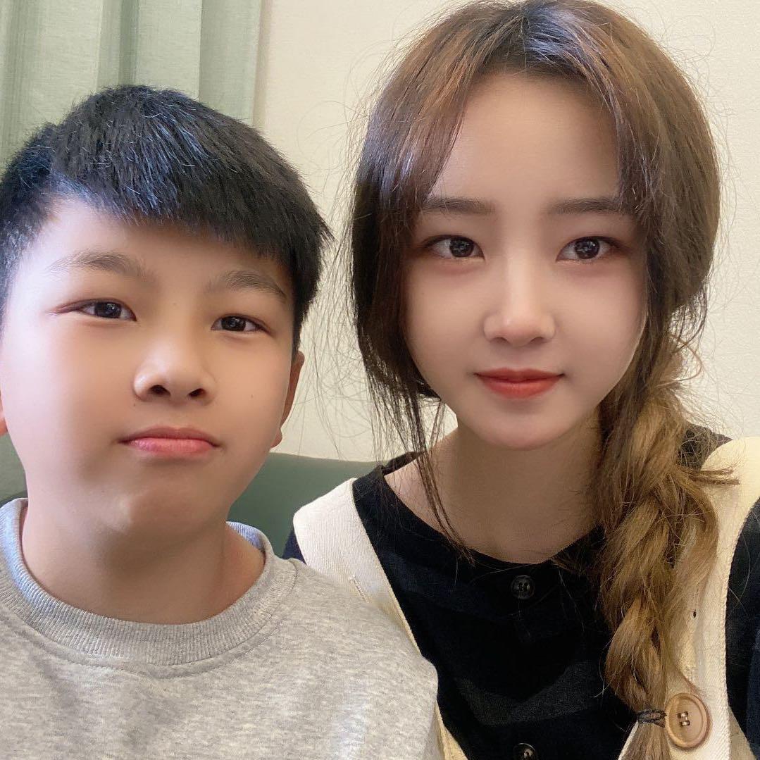 幸运咖（英中店）