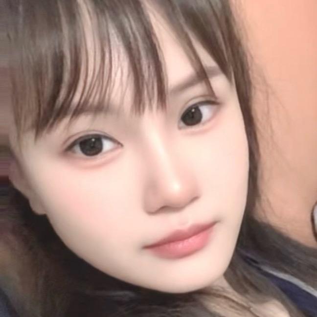 小啊芳（在努力）