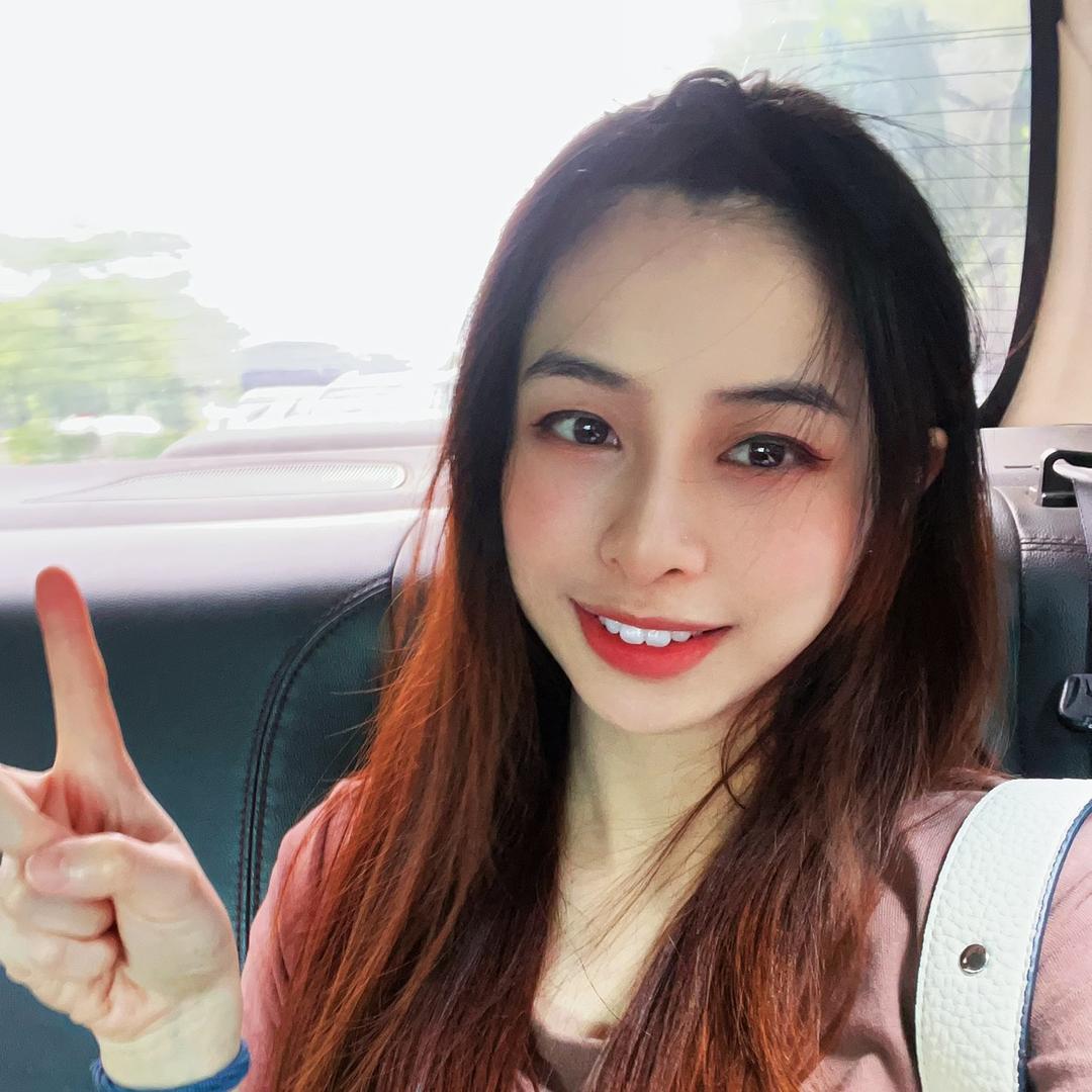 表妹小梨学车啦