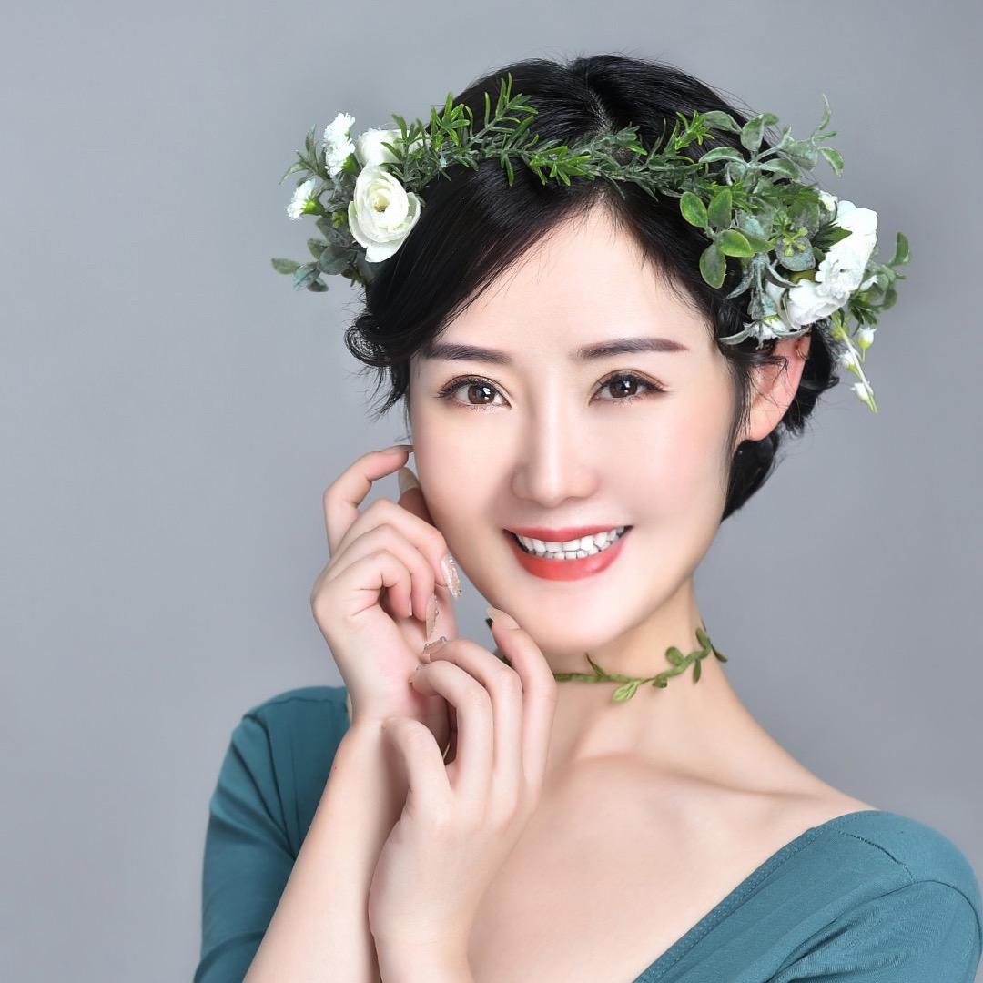 爱笑的娜娜老师