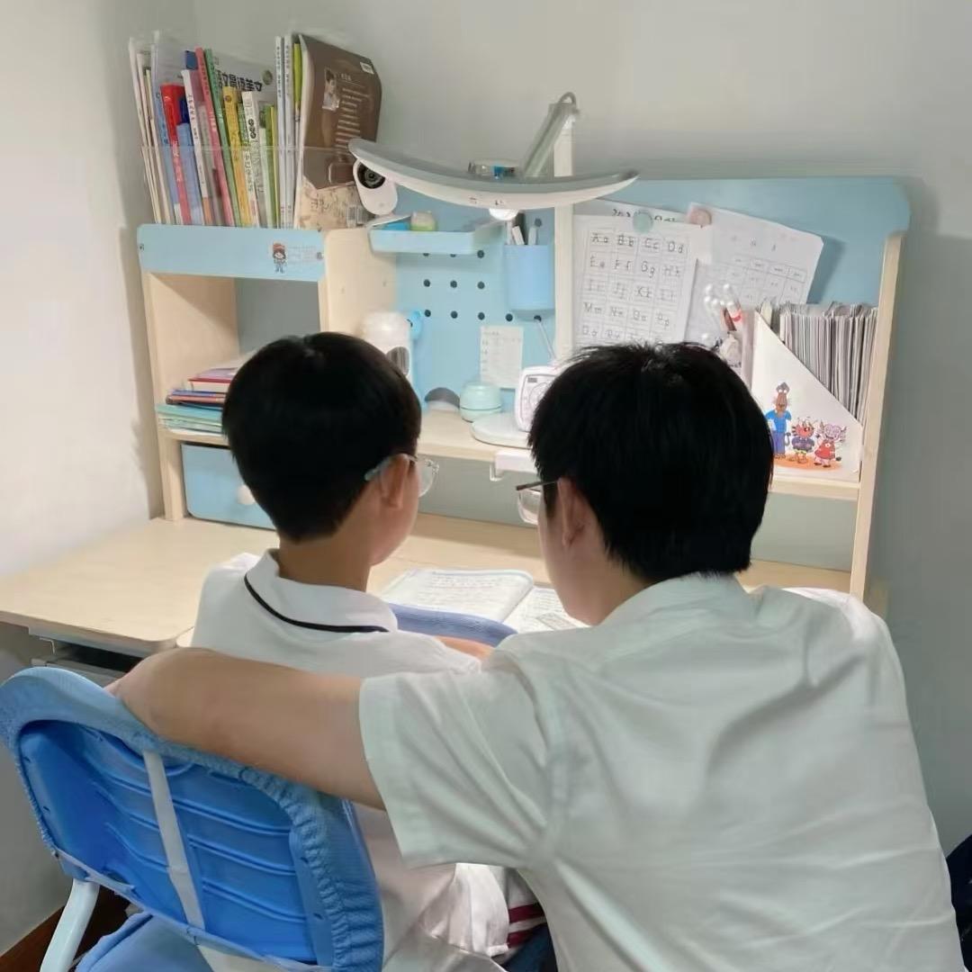 一诺学优-张老师