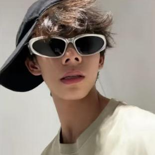 小王
