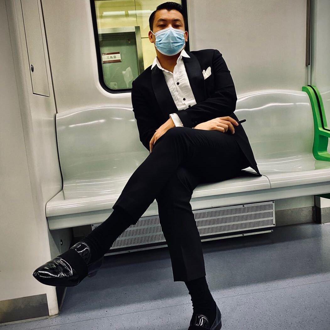 王伊泽