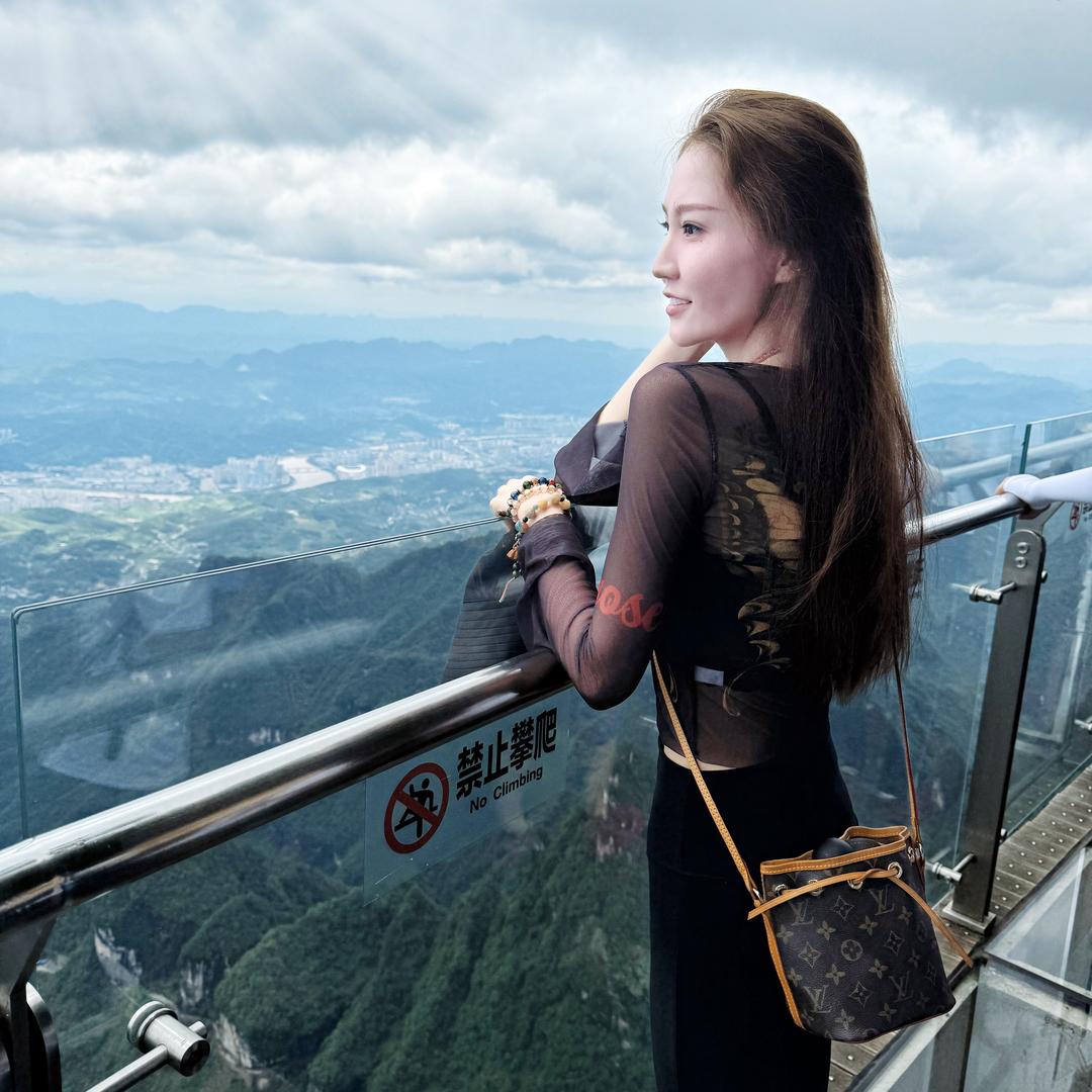 青梦·是钰钰子呀