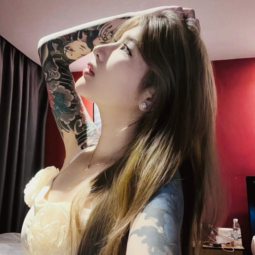 镁妻^
