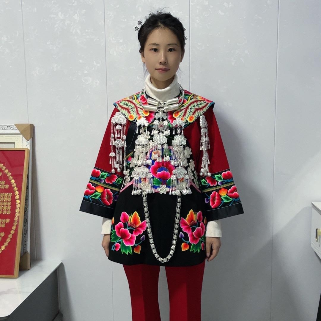 上班忙。不上班。没钱。不买衣服，你打我滚