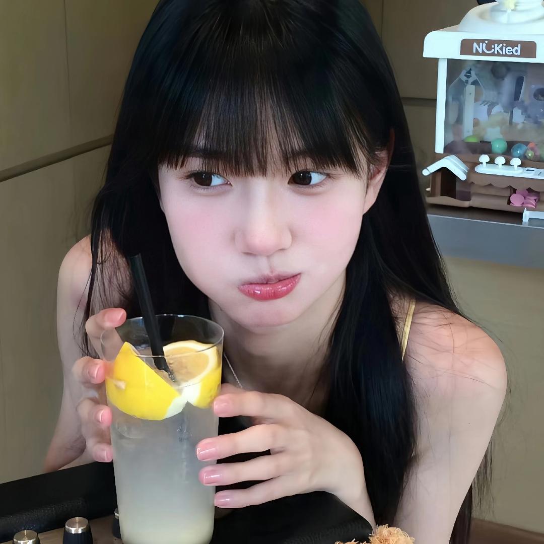 爱长痘的家遥🥥