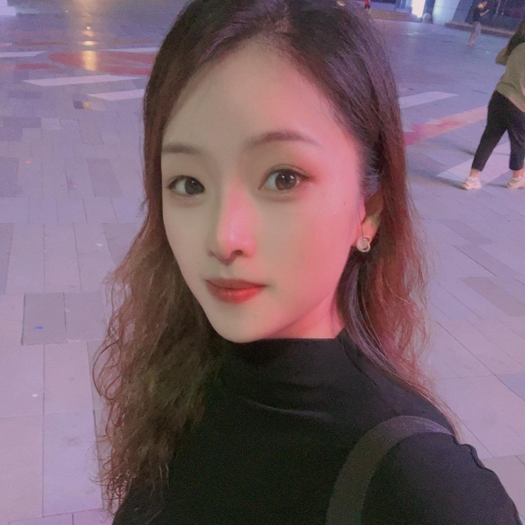 魏小花👀💃