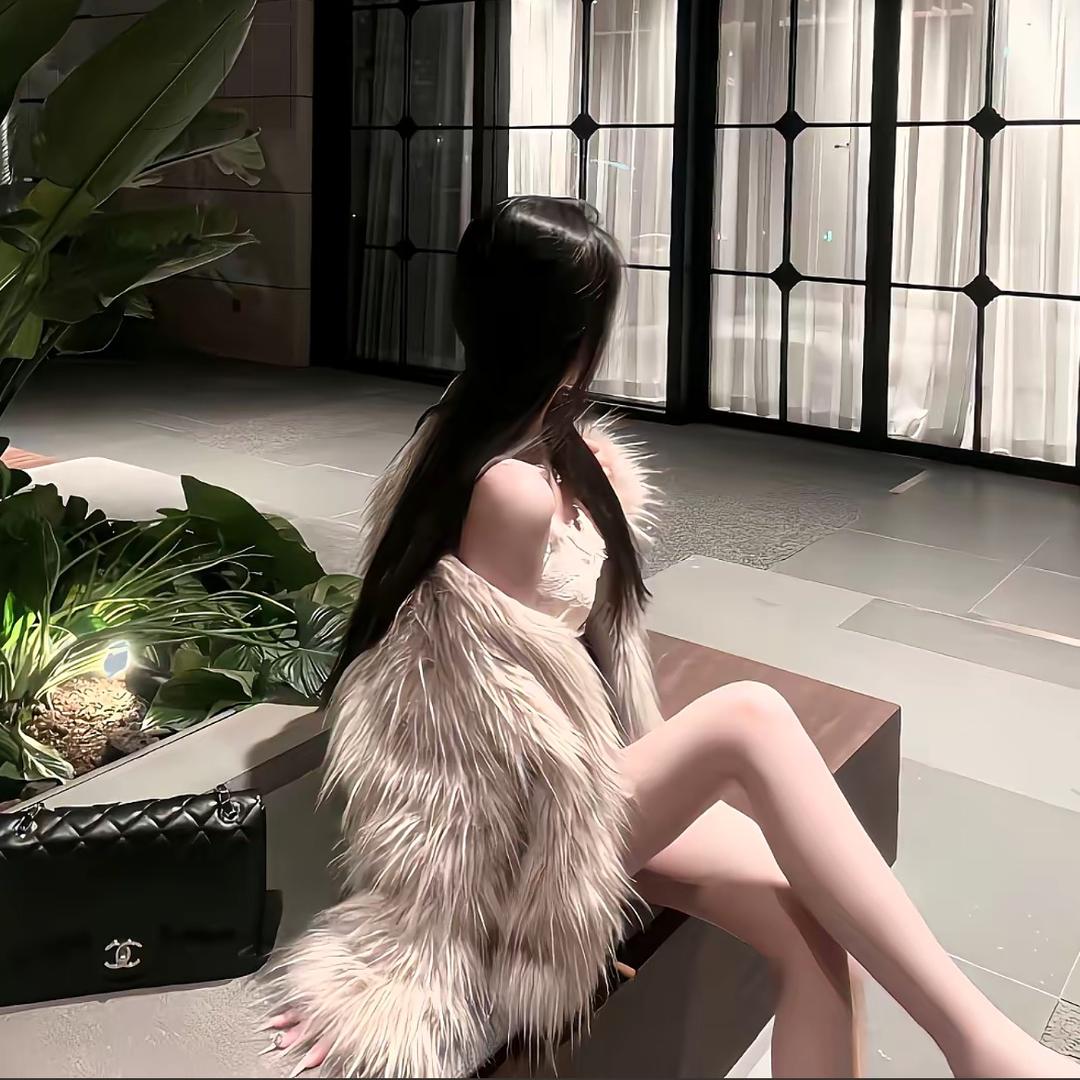 老公站街我数钱