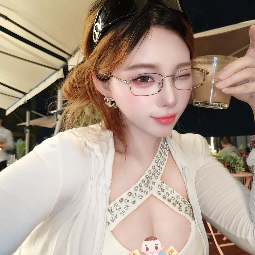 白品如（眼镜姐姐家妻版）
