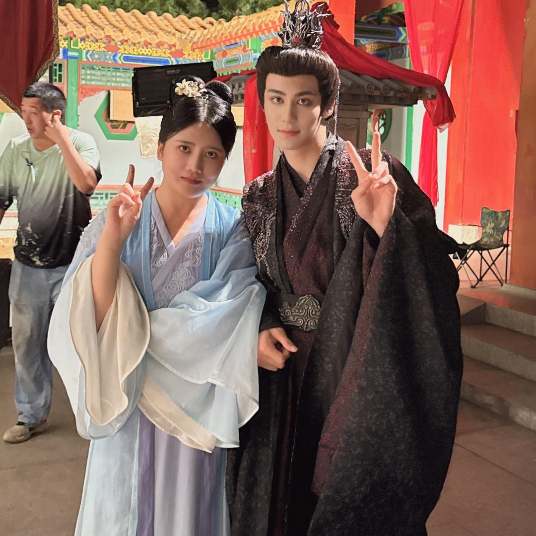 嘻嘻（剧组版）