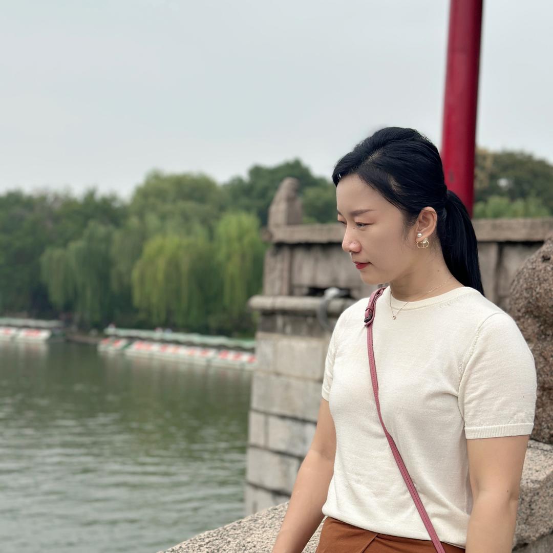果彤