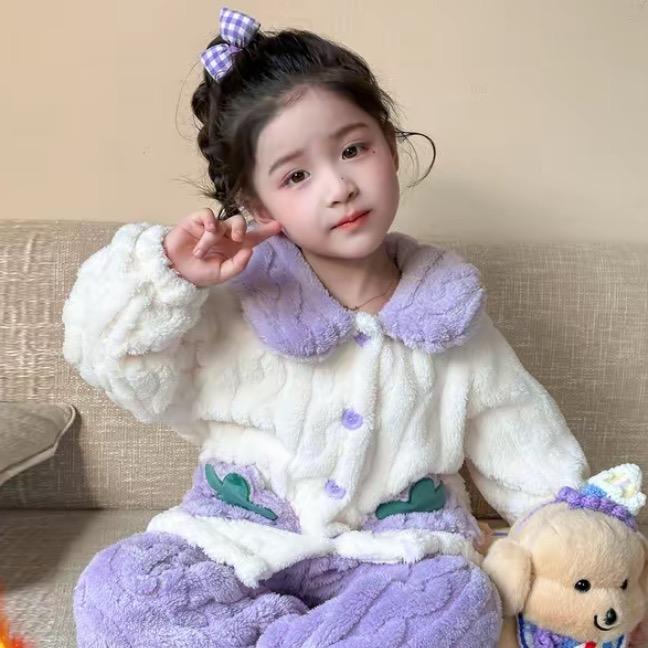 苏菲雅快点！（橱窗全是宝贝）