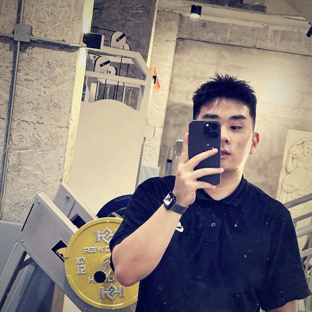鲨鱼🦈°