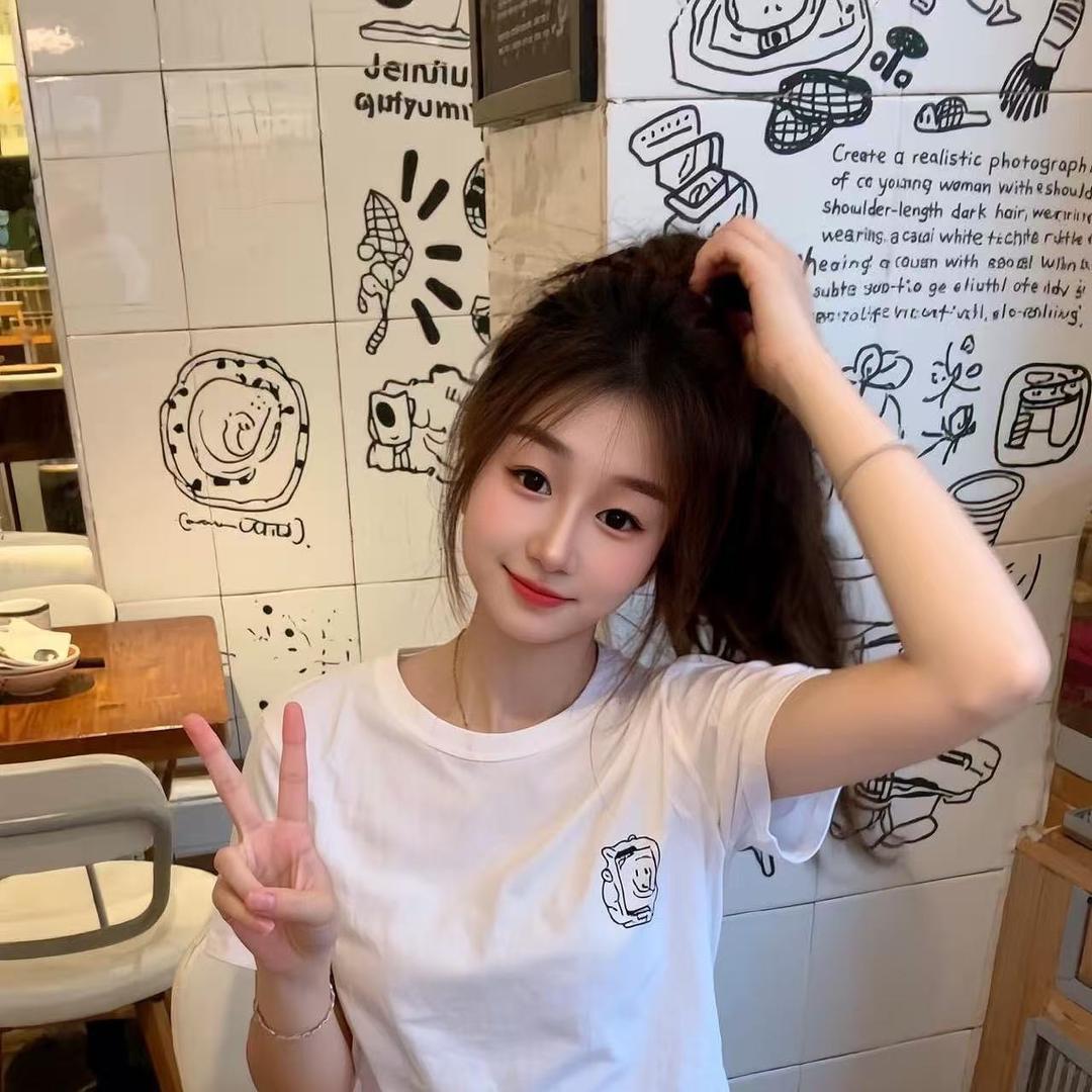 小亚吖🥰