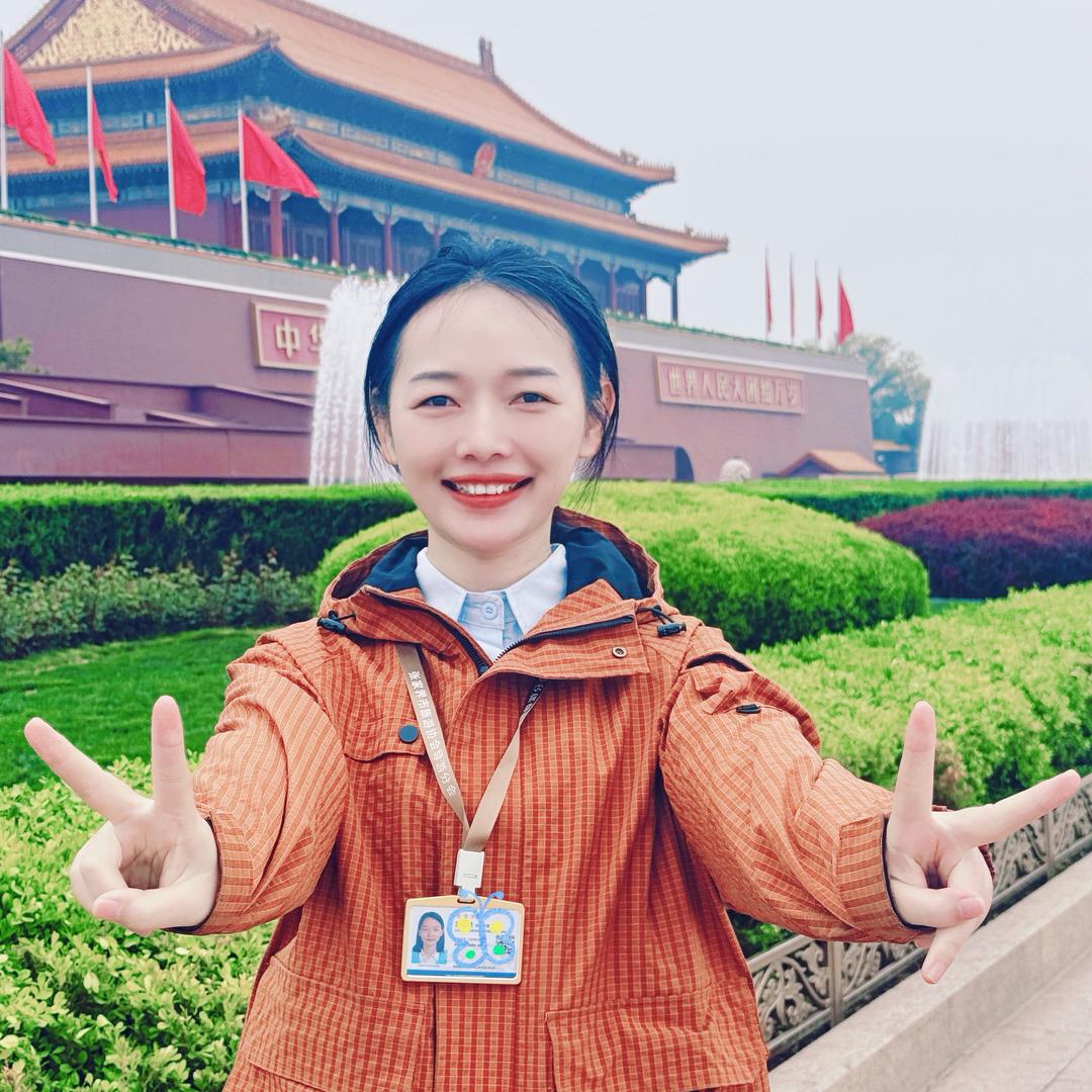 北京导游融融