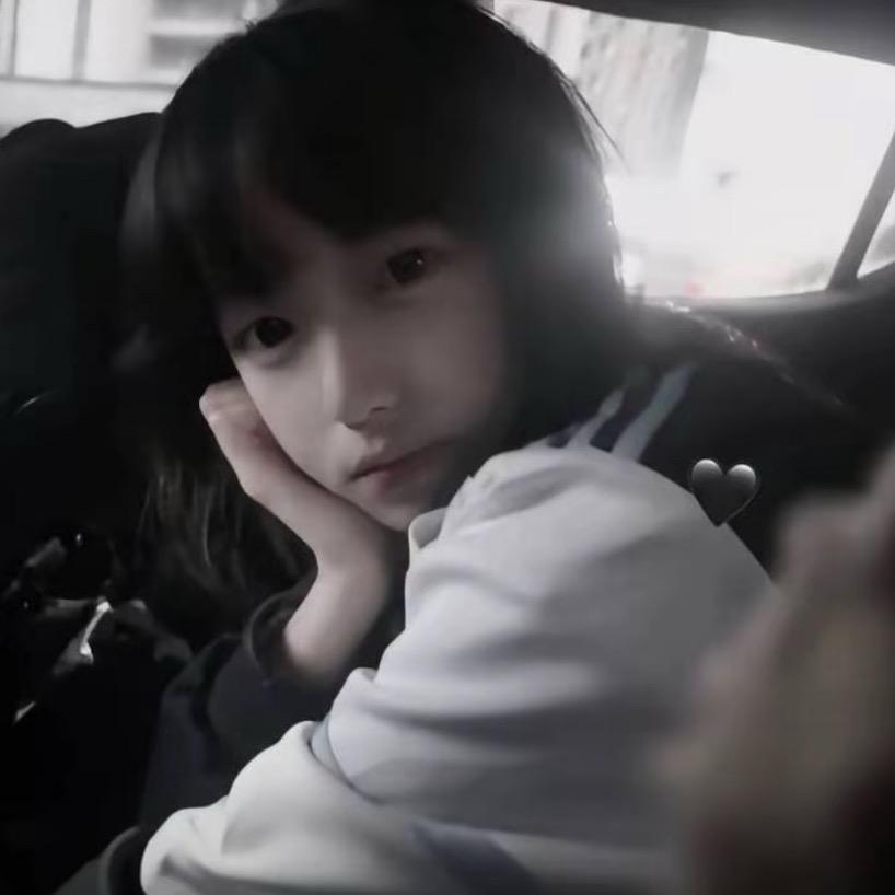 荣荣控