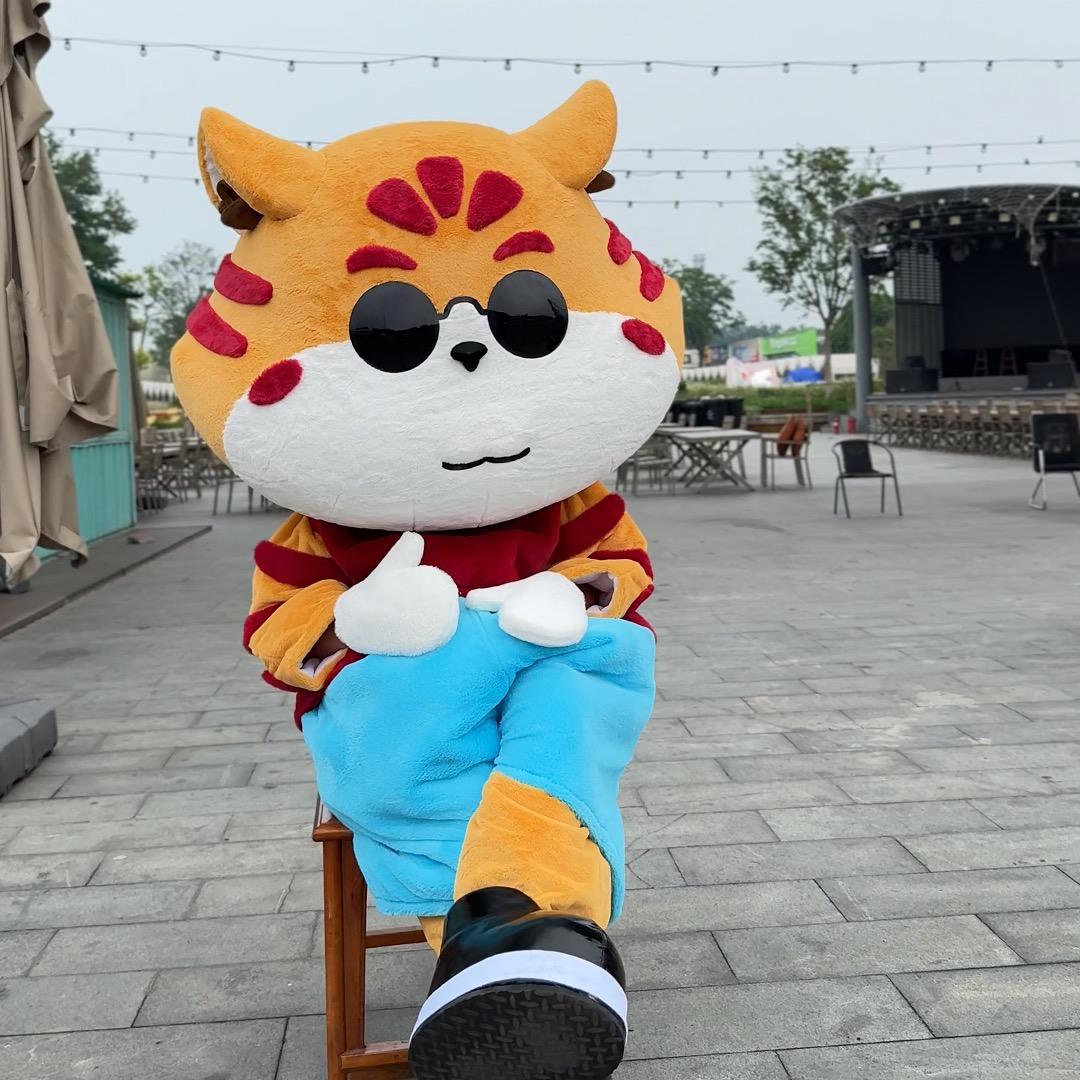 店长花花-花朝街活力广场密里魔力