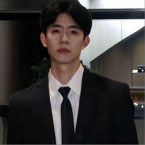 两颗西柚