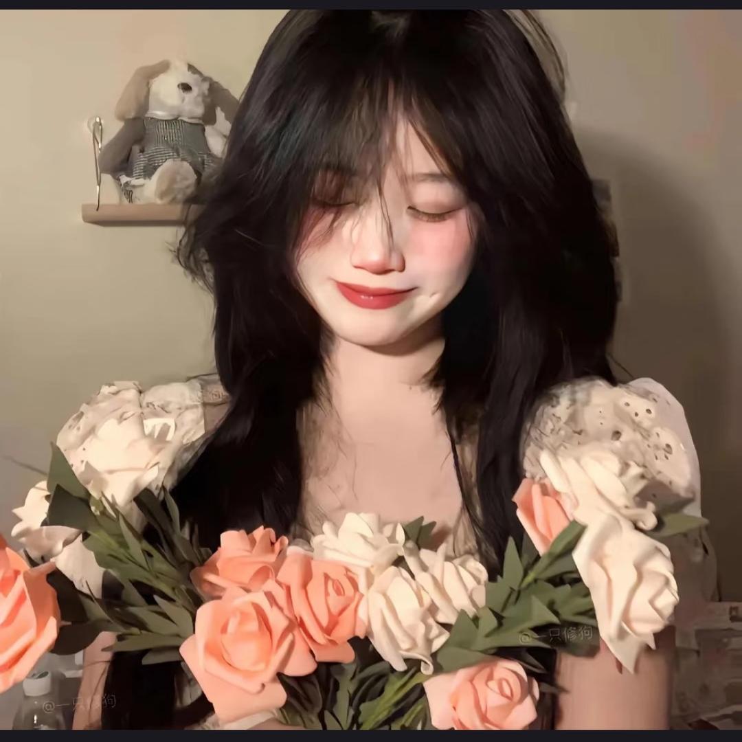 小   怡