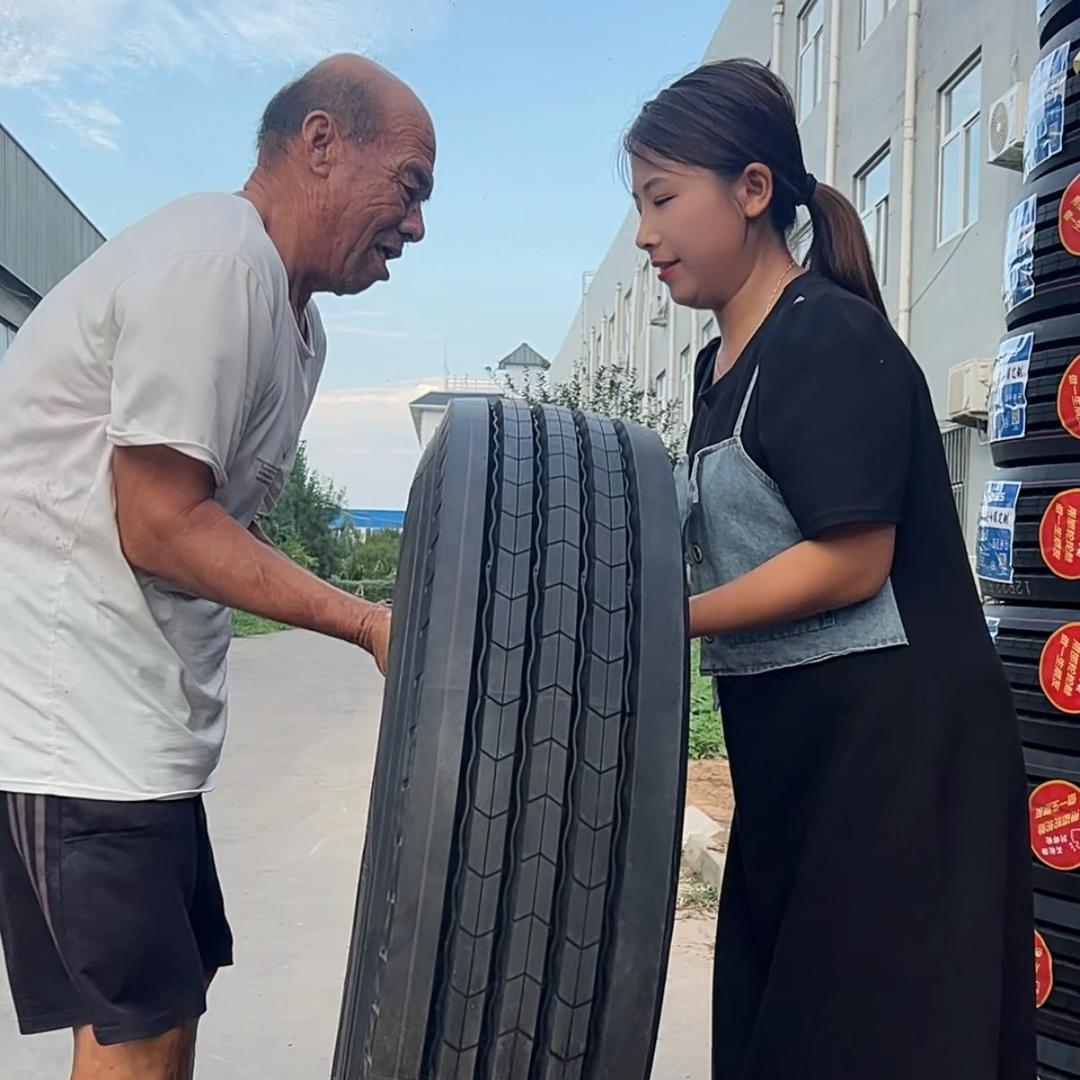 轮胎工厂小崔